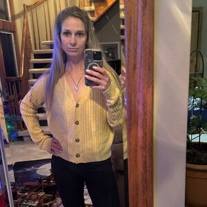 Elegant Yellow Women's Cardigan
